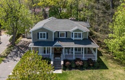 8 Monmouth Avenue, Rumson, NJ 07760