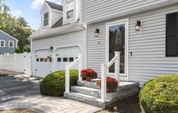 26 Lee St, Lancaster, MA 01523