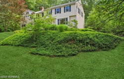 11 Delwood Road, Chester Twp, NJ 07930