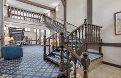 1750 Vernier, Grosse Pointe Woods, MI 48236