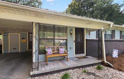 359 Saint Paul Street, Pearl, MS 39208