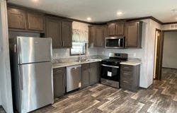 16 Gap View Mobile Home Park, Walnutport, PA 18088