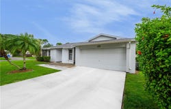 2490 4th Place, Vero Beach, FL 32962