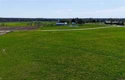 Burton Windsor Rd, Middlefield, OH 44062
