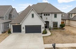 11904 S Toledo Avenue, Tulsa, OK 74137