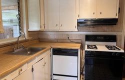 16 Whitehead Dr, Pensacola, FL 32503