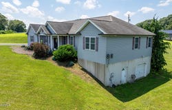 865 CAMELTOWN HILL Road, Danville, PA 17821