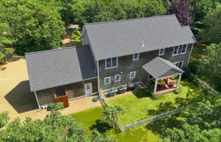 10 Woodhaven Drive, Edgartown, MA 02539