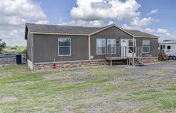 445 Rancho Linda Dr., Lockhart, TX 78644