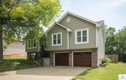 1640 E Timber Ridge, Sedalia, MO 65301