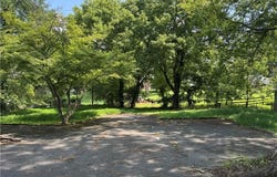4286 Southside Drive, Acworth, GA 30101