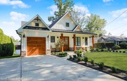 342 Edinboro Road, Staten Island, NY 10306