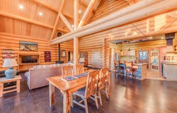 192 Llano de La Legua, Taos, NM 87571
