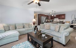1 Gray Coach Lane, Cranston, RI 02921