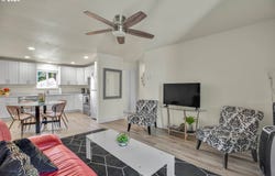 2706 SE 138TH Ave, Portland, OR 97236