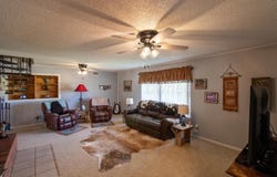 1409 N Iowa Street, Shamrock, TX 79079