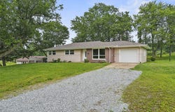 2504 Rt 66, Delmont, PA 15626