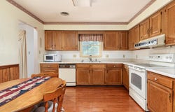 412 HENRY DRIVE, WOODSTOCK, VA 22664