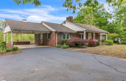 490 Hickory Nut Road, Inman, SC 29349