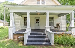 419 E New Melville Road, Willard, MO 65781