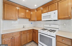 204 W WASHINGTON AVENUE, CLIFTON HEIGHTS, PA 19018