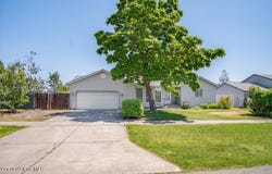 8316 N MARABOU DR, Hayden, ID 83835