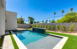2927 E OSBORN Road, Phoenix, AZ 85016