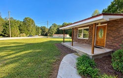 348 Knottywood Drive, Lavonia, GA 30553