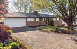 607 N 53rd Ave, Yakima, WA 98908