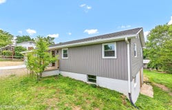 106 Nancy Drive, Clinton, TN 37716