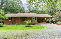 8305 OLD PLANK RD, FREDERICKSBURG, VA 22407