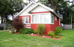 1848 Commerce Street, Muskegon, MI 49441