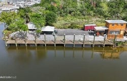 410 Saucier Avenue, Pass Christian, MS 39571