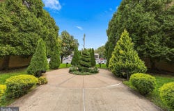 8910 KREWSTOWN Road, PHILADELPHIA, PA 19115