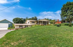 3545 Dillon Falls Rd, Zanesville, OH 43701