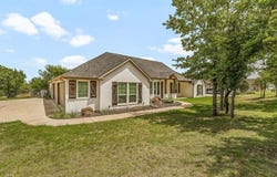 198 El Dorado Trail, Millsap, TX 76066