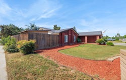 3113 W Whitendale Avenue, Visalia, CA 93277