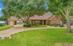 100 Wood Creek Drive, Gatesville, TX 76528