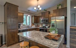 1020 Joy Circle SW, Cambridge, MN 55008