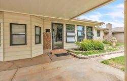 829 Arnold Avenue, Moore, OK 73160