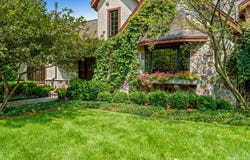 W330n247 Kettle Moraine Dr, Delafield, WI 53018