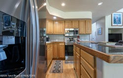 482 SHADOW BROOK Lane, Driggs, ID 83422