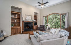 10 E Big Sky Pl, Sioux Falls, SD 57110