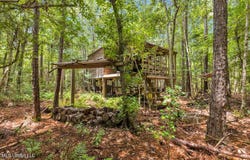 Carnation Street, Kiln, MS 39556