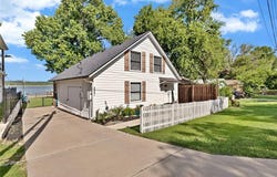 2421 E Lake Drive, Weatherford, TX 76087