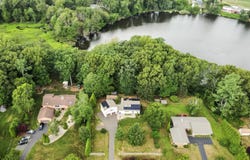 26 Lochview Drive, Windsor, CT 06095