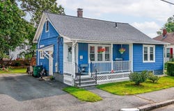 84 Winthrop Ave, Lowell, MA 01851