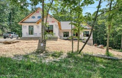 138 Magnolia Lane, Crossville, TN 38555