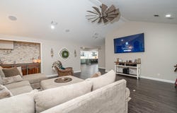 413 S Myrtle St, Warren, AR 71671