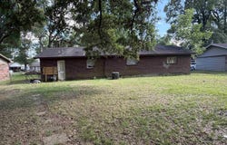 11 Jackson, McGehee, AR 71654